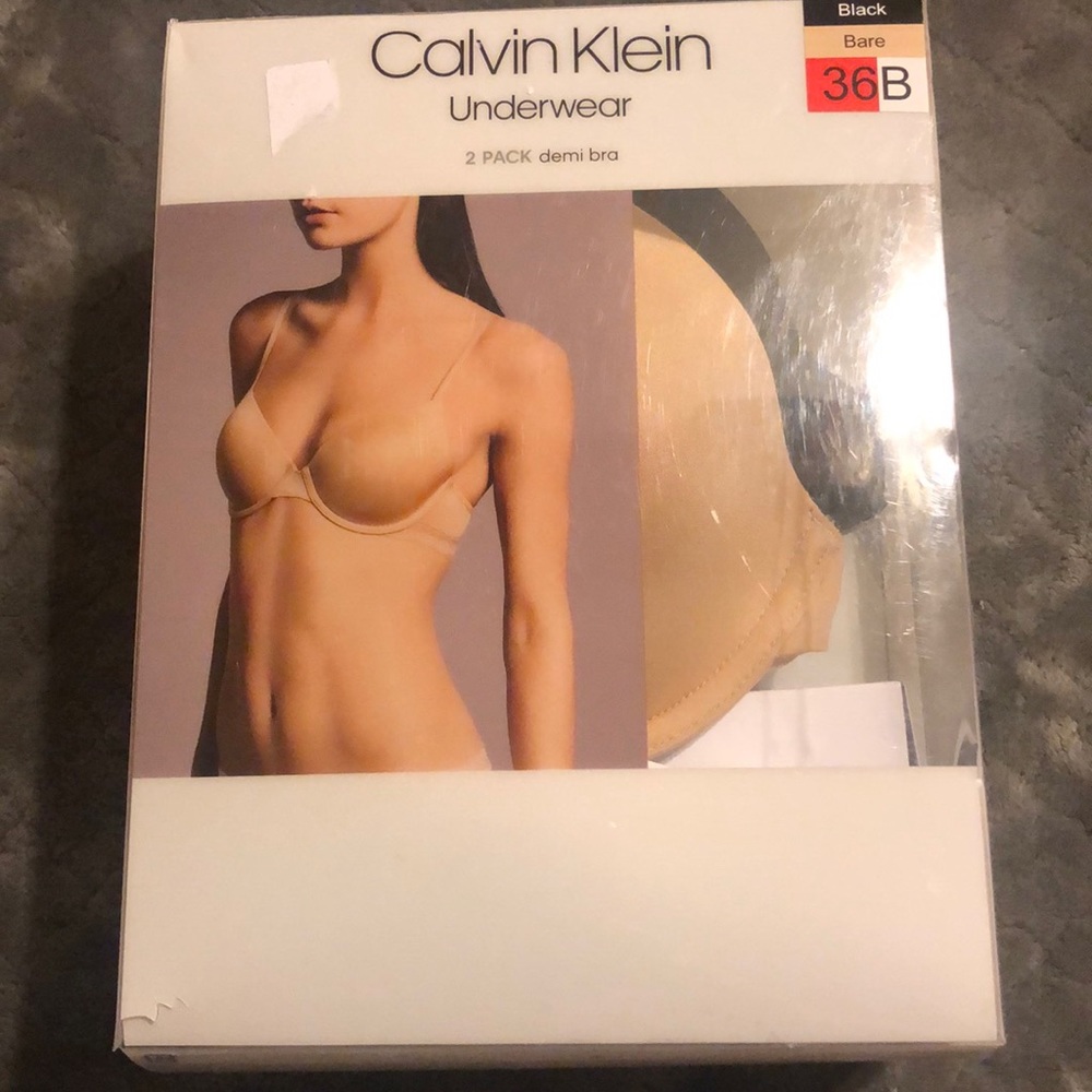 Calvin Klein 2 pack bras 36B